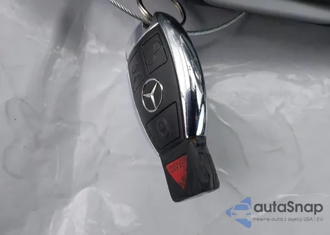 2012 Mercedes-Benz C 250 from USA, damaged, VIN WDDGF4HB5CA668018